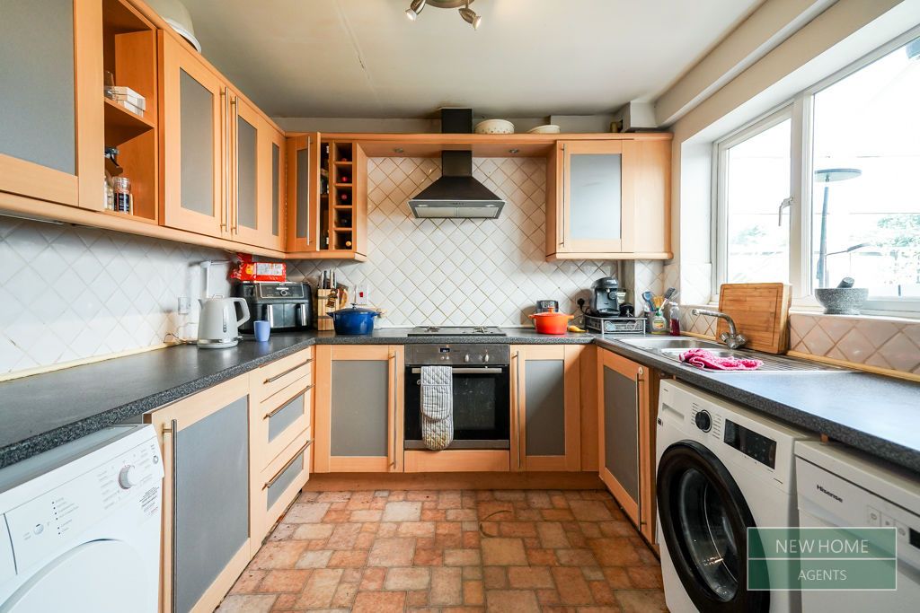 Property photo 2 of 12 Photo 8