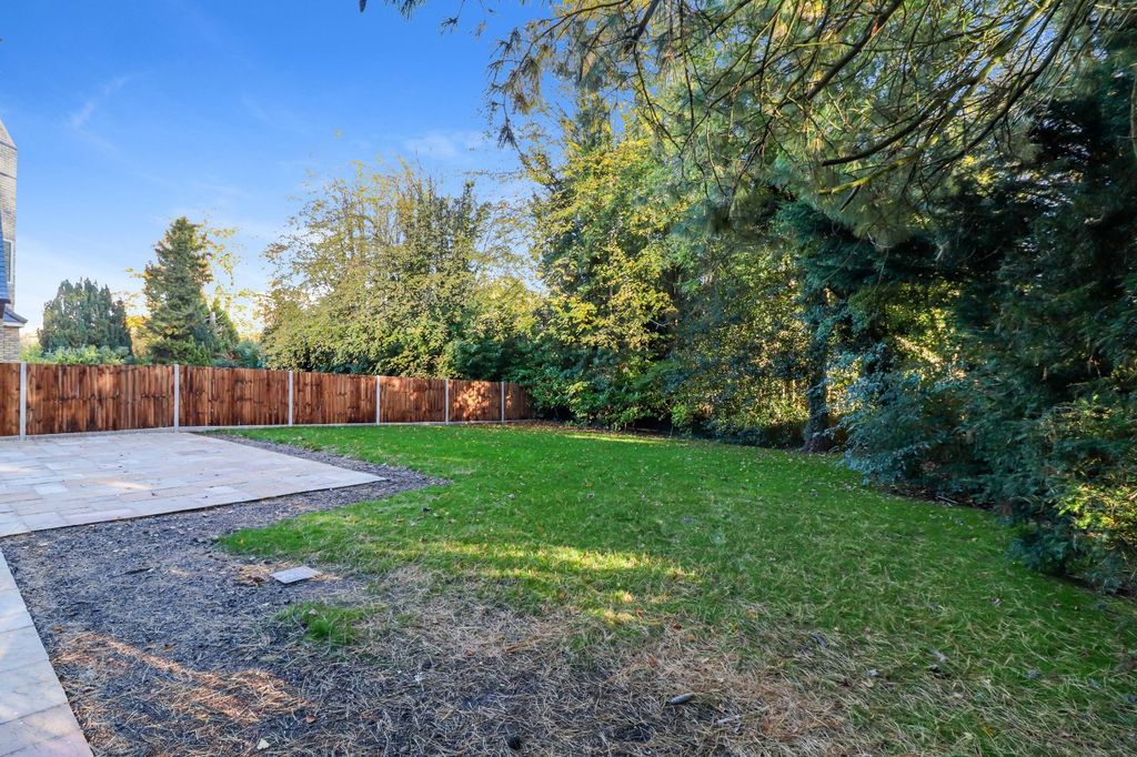 Property photo 2 of 43 Picture No. 02