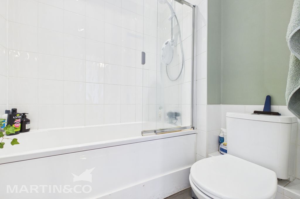 Property photo 2 of 7 d42Dfbde9c33438Ca9ce108321F663d7_100_Cam01953G0-Pr