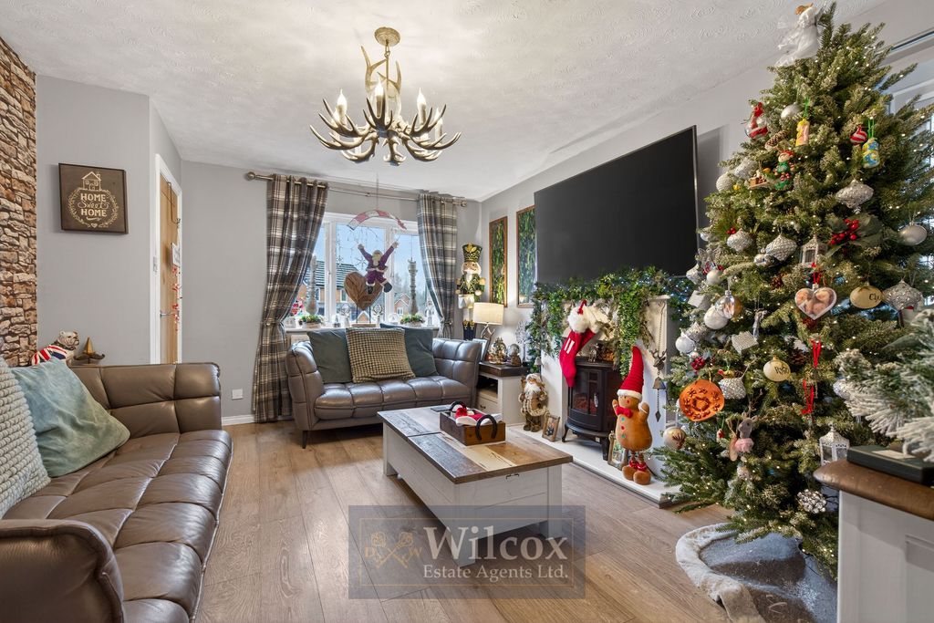 Property photo 2 of 19