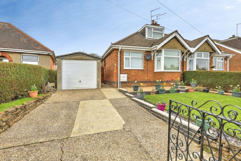 Property photo 2 of 14 Front