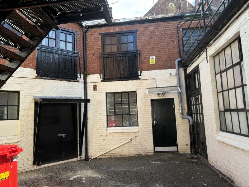 Property photo 2 of 6