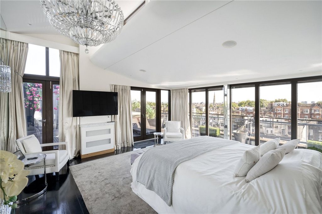 Property photo 2 of 26 Picture No. 49