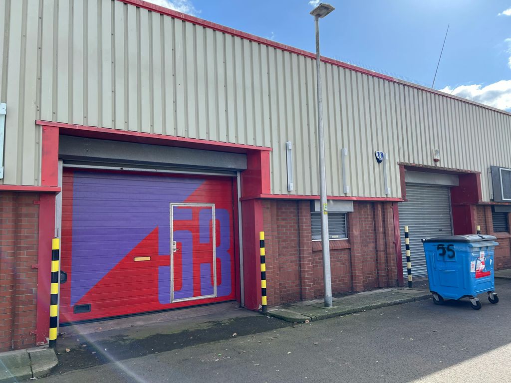 Property photo 1 of 8 U 53 Colvilles Pl.Jpg