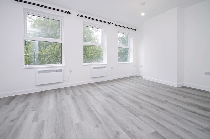 Property photo 2 of 8 Photo 2