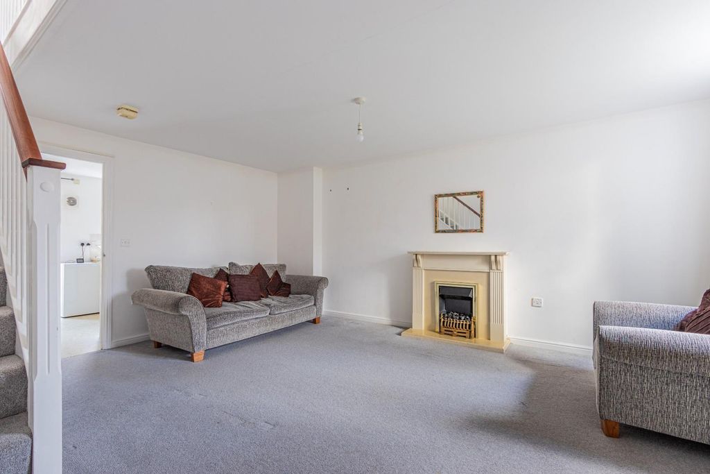Property photo 2 of 17 Youghal Close 9-3.Jpg