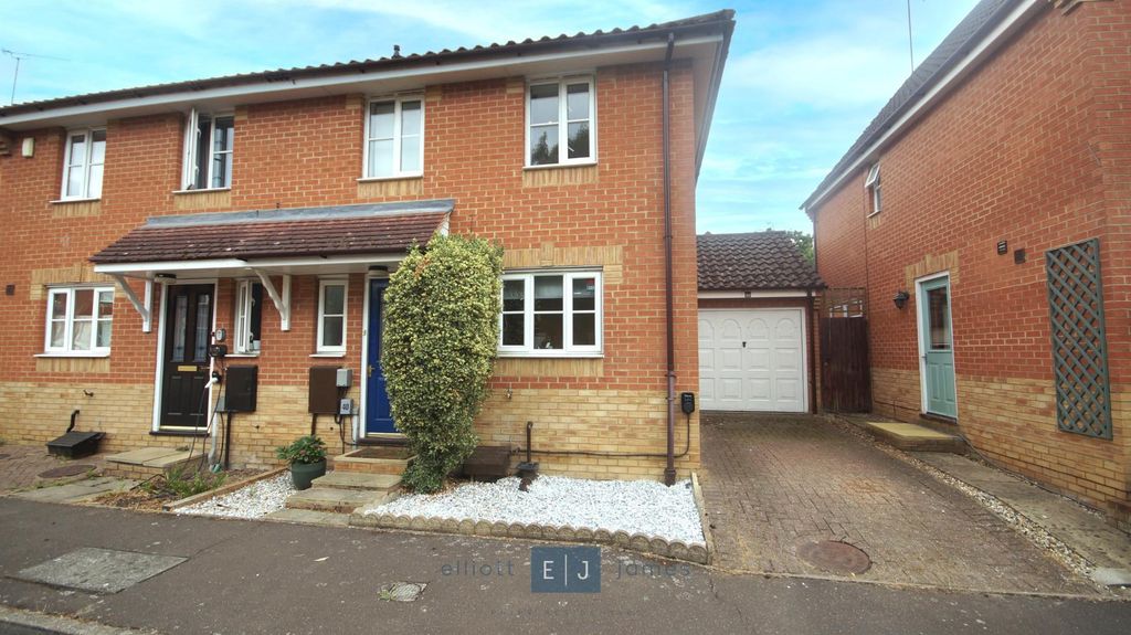 Property photo 2 of 18