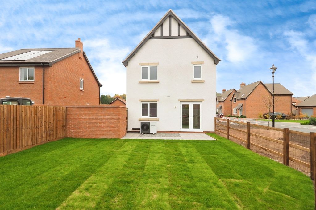 Property photo 2 of 17