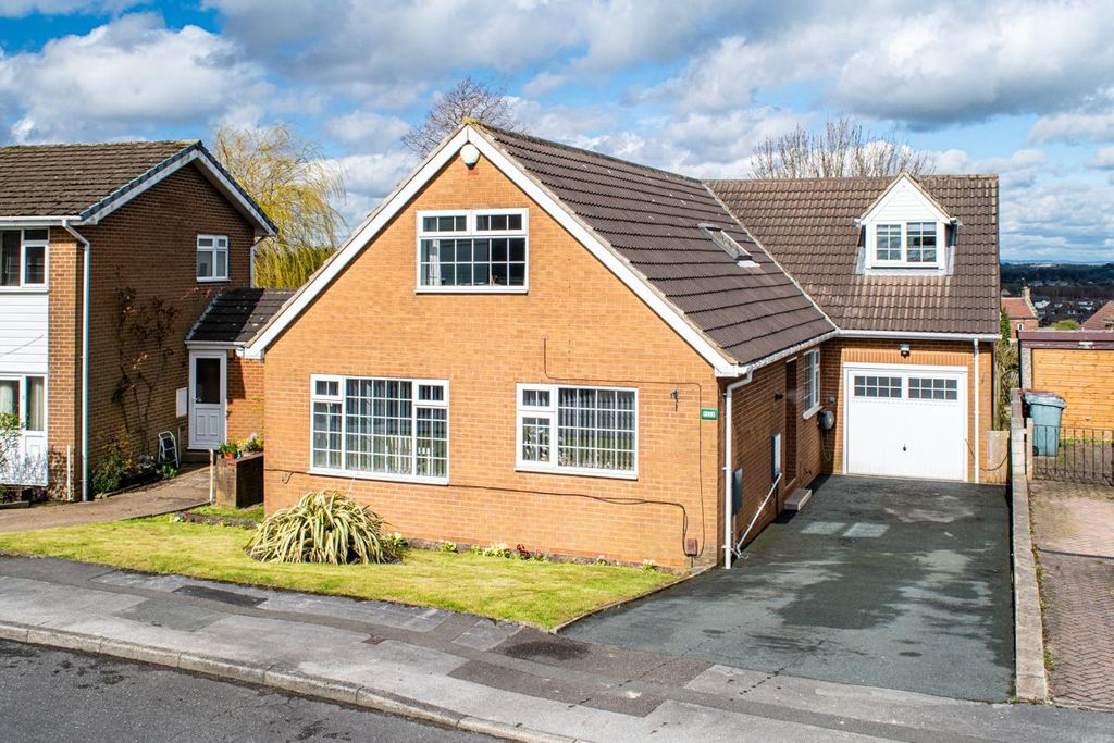 Property photo 1 of 36