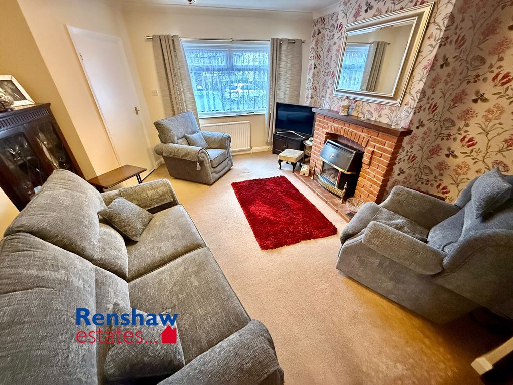 Property photo 2 of 19 L (2)