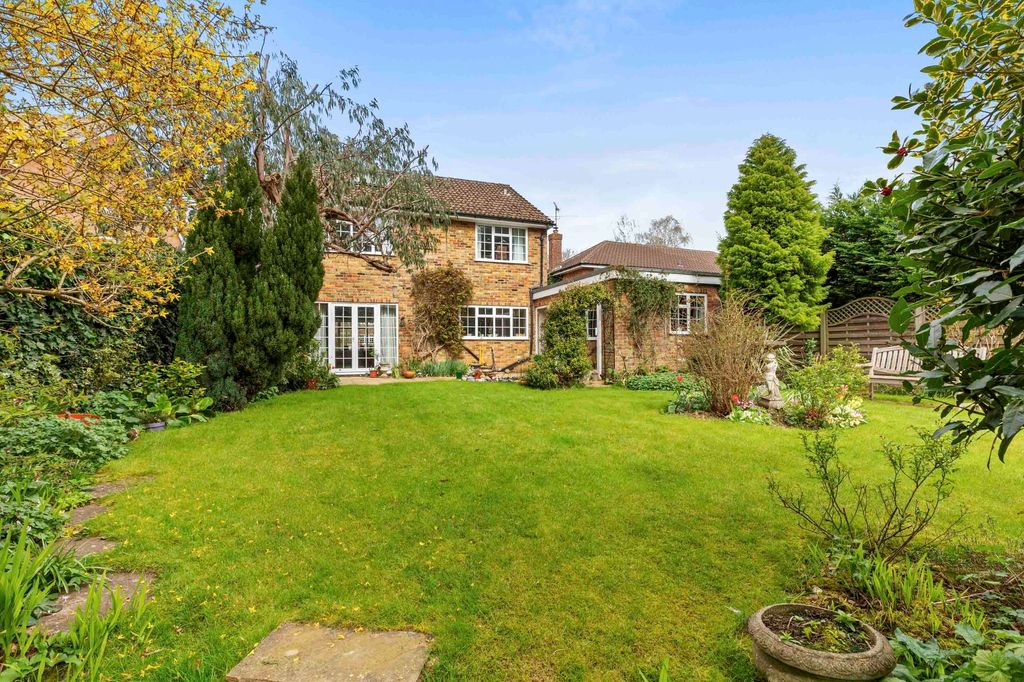 Property photo 3 of 12