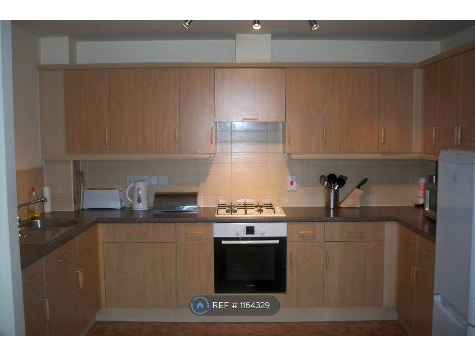 Property photo 3 of 11