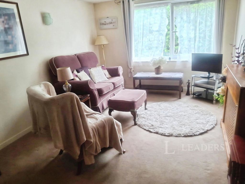 Property photo 2 of 11 Pbox-Img.Jpg