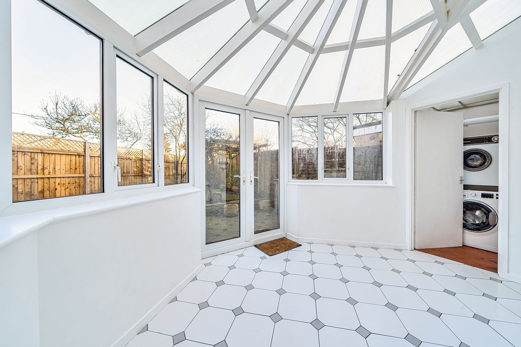 Property photo 3 of 16 1401033-10-696A44Bd10815