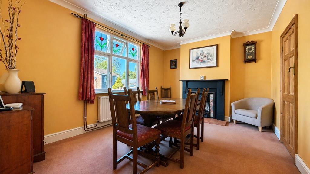 Property photo 3 of 17 Dining.Png