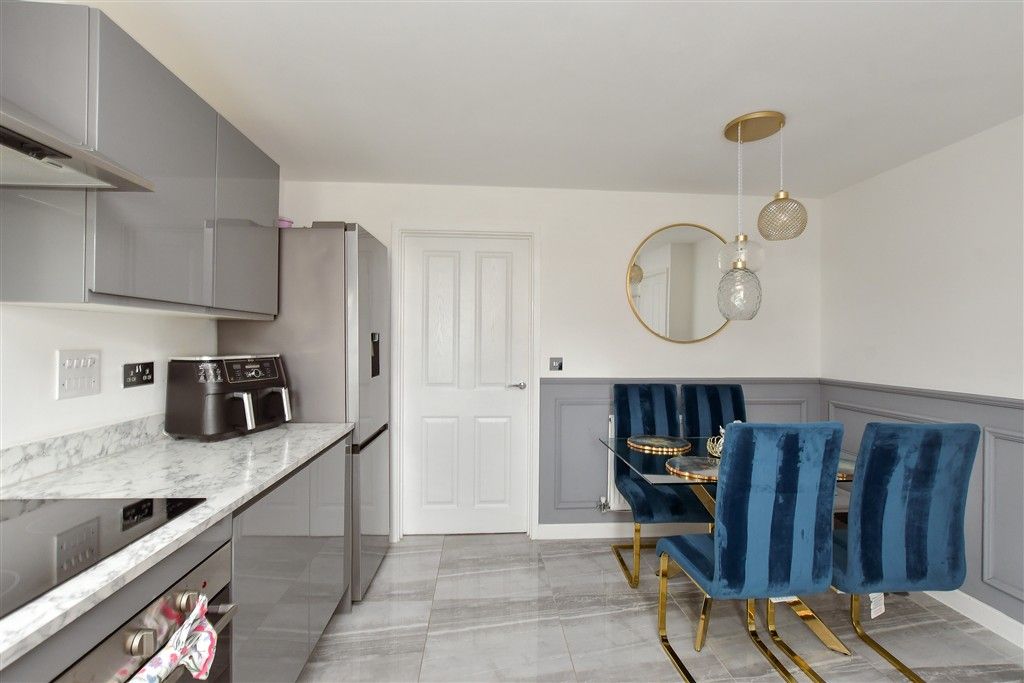 Property photo 1 of 16 Kitchen/Diner