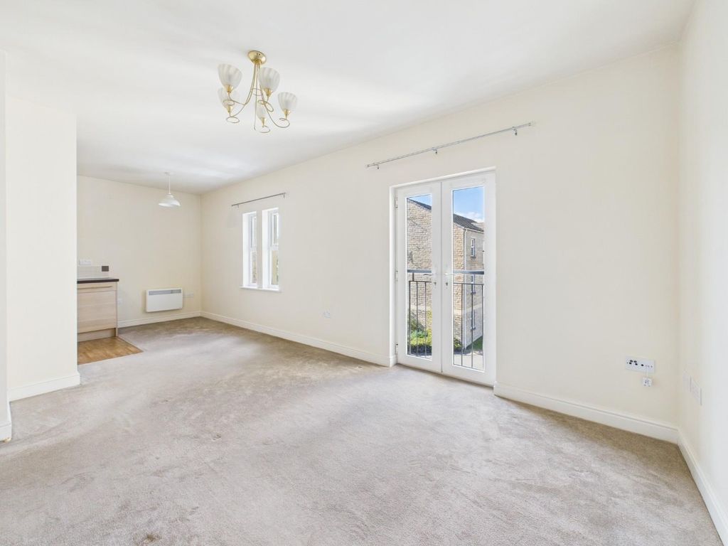 Property photo 3 of 9