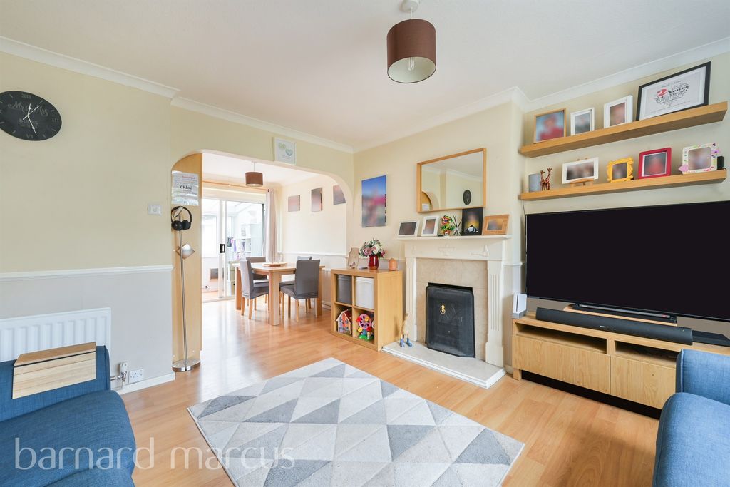 Property photo 1 of 9