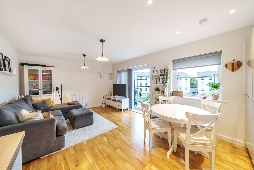 Property photo 1 of 12 Sitting Room/Kitchen