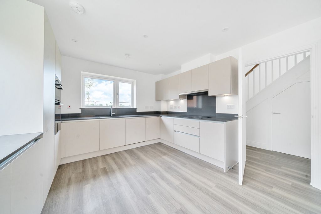 Property photo 3 of 25 1139229 (4).Jpg