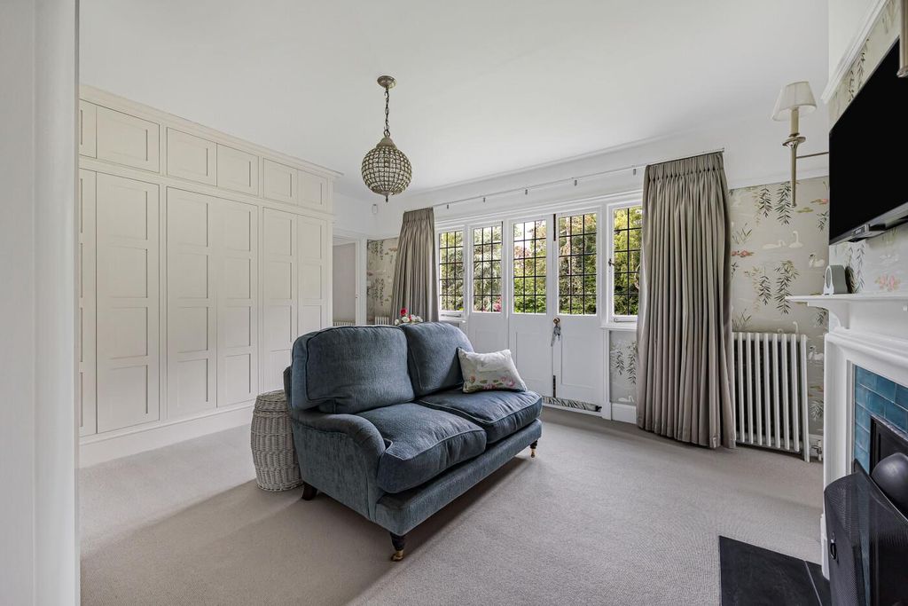 Additional image 12 of 7 bed detached house for saleHarpsden Woods, Harpsden, Henley-On-Thames, Oxfordshire RG9