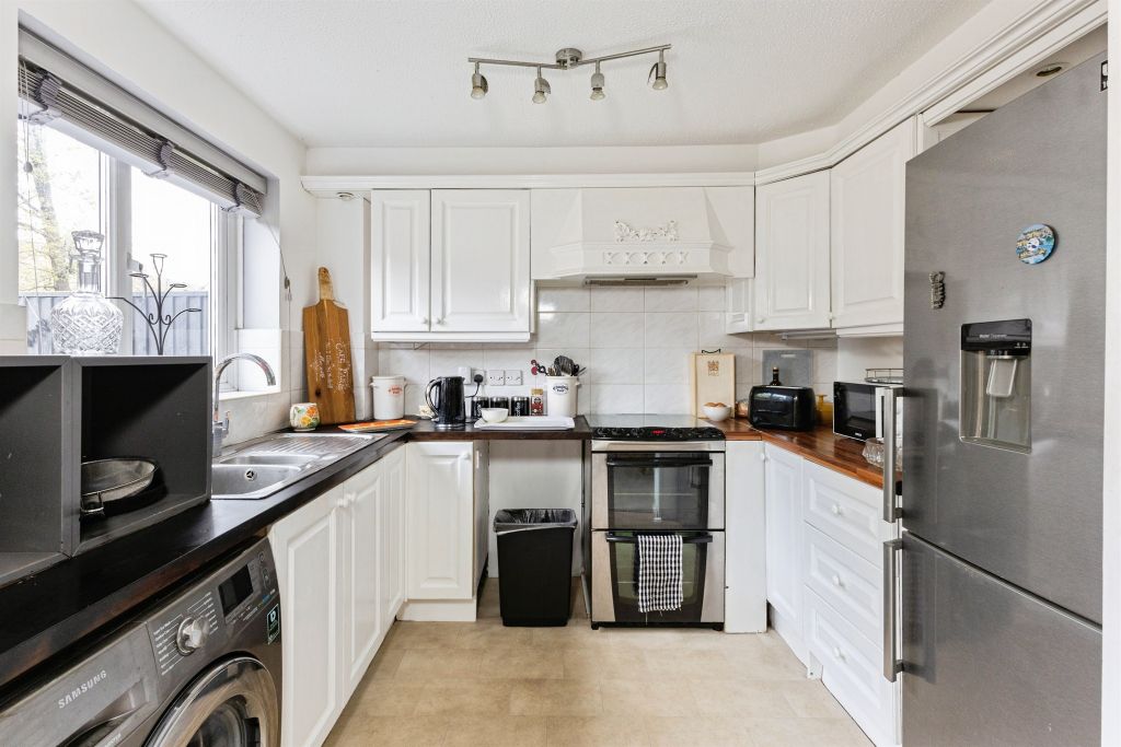 Property photo 3 of 20