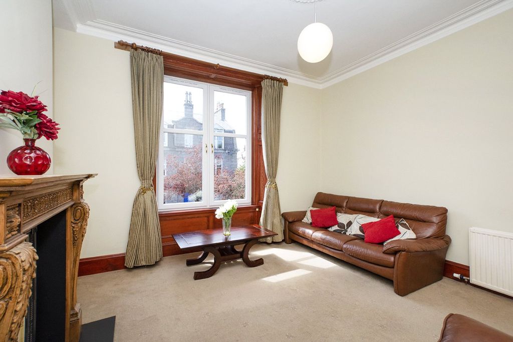 Property photo 3 of 13 Photo 3