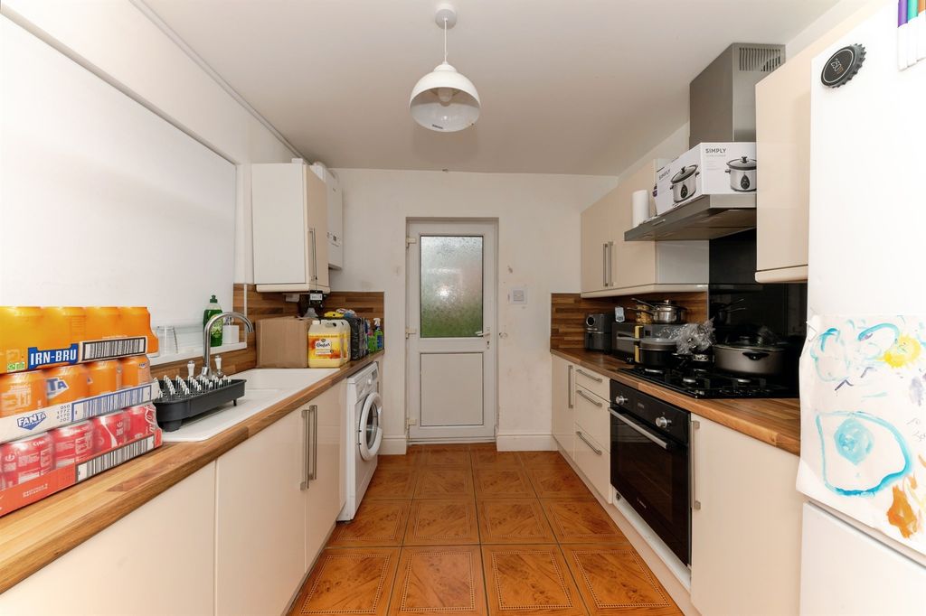 Property photo 1 of 15