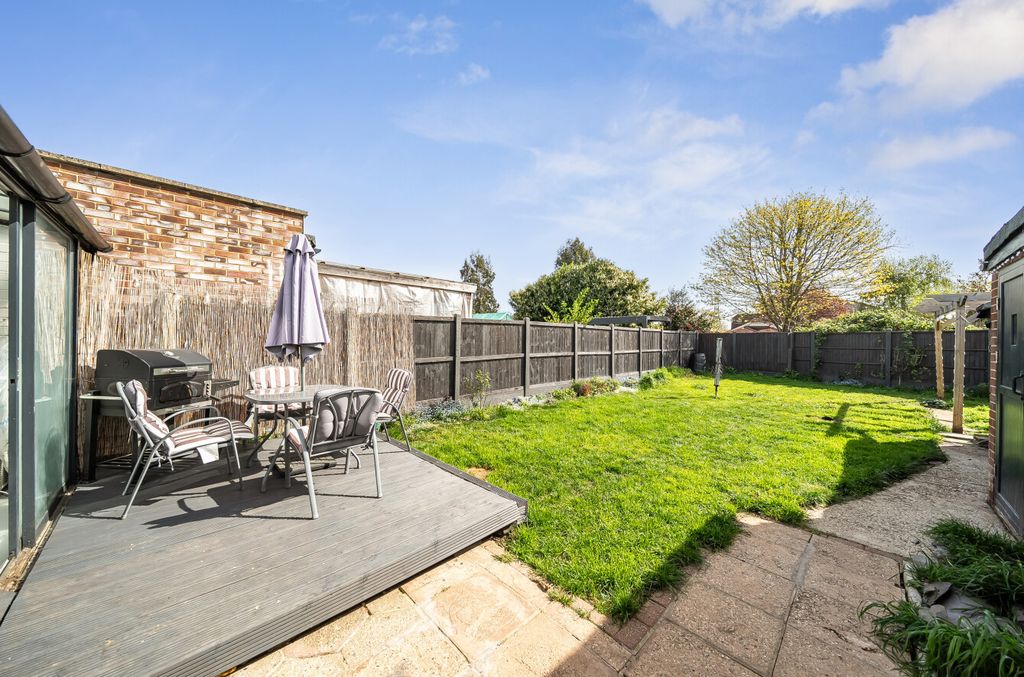 Property photo 2 of 20 1438205-13-69d8ce...