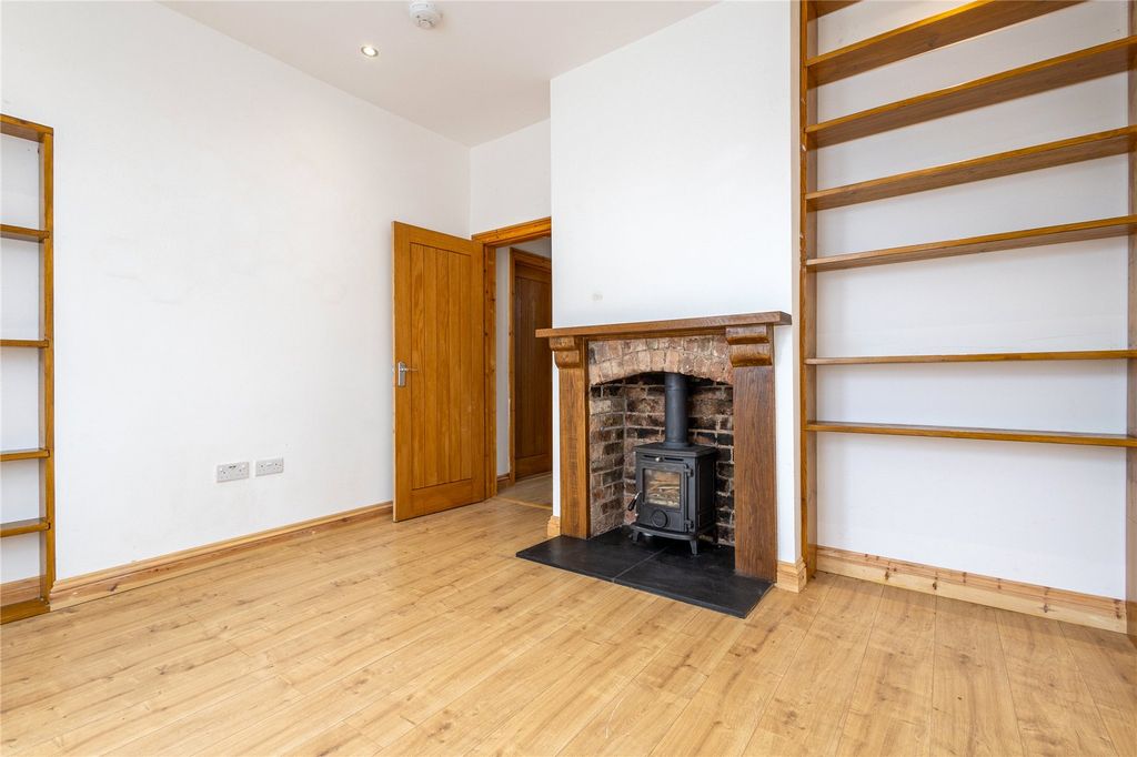 Property photo 2 of 30 Picture No. 45