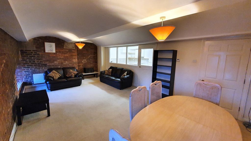Property photo 3 of 42 Living Room