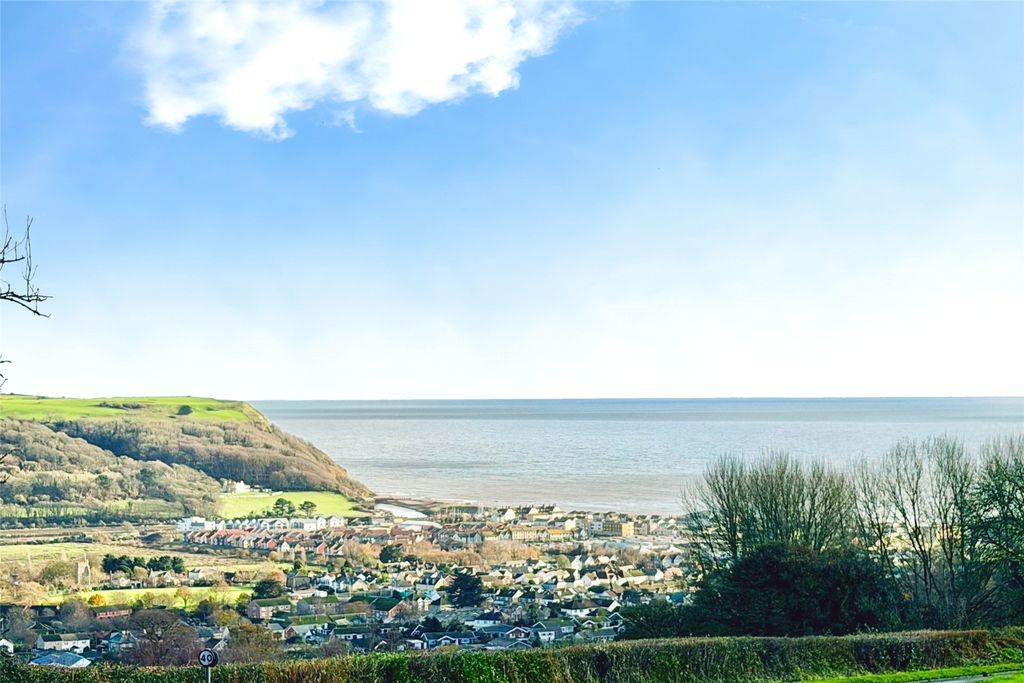 Property photo 2 of 26 Picture No. 33