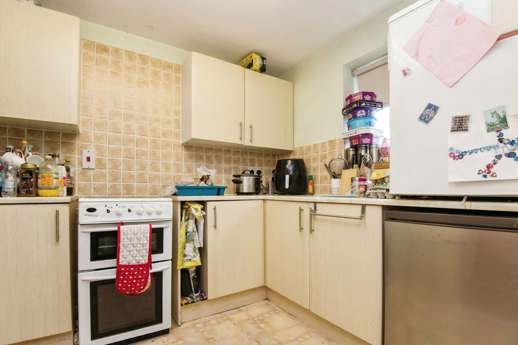 Property photo 2 of 15 Photography
