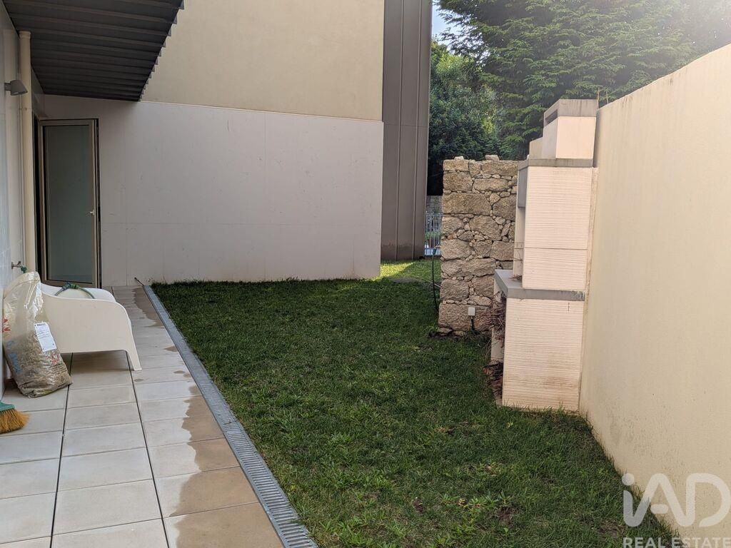Property photo 3 of 27