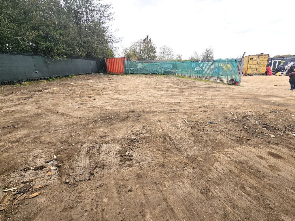 Property photo 3 of 7