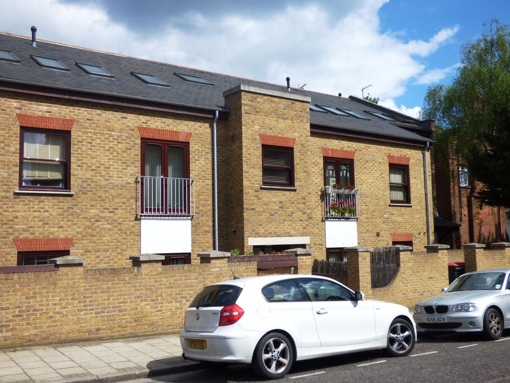 Property photo 1 of 7