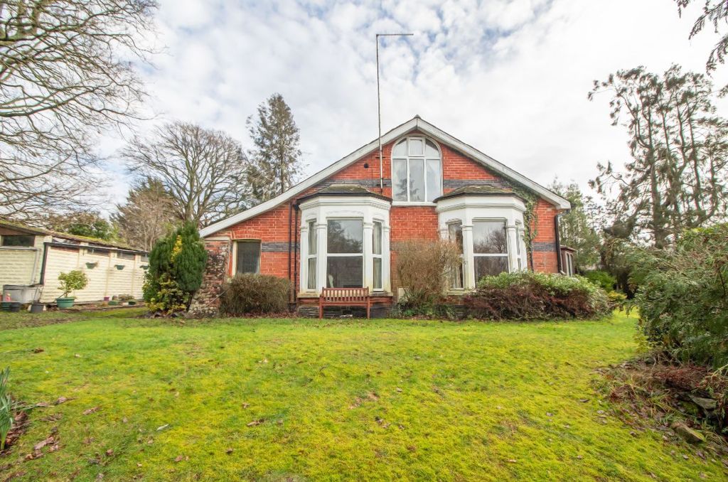 Property photo 1 of 30