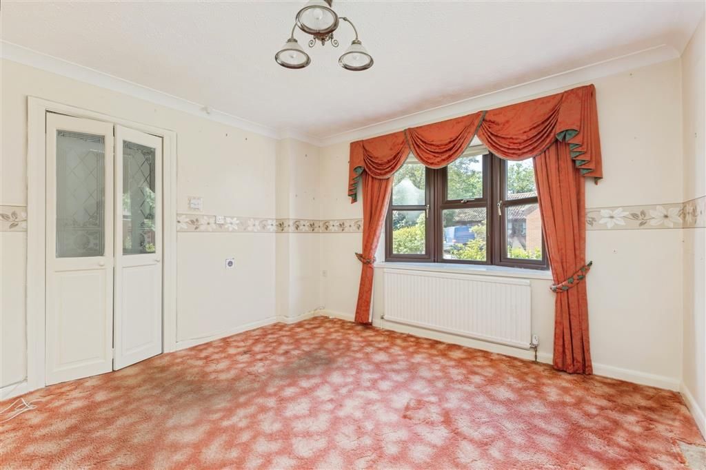 Property photo 3 of 19