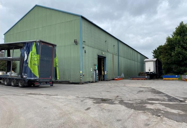 Property photo 1 of 3