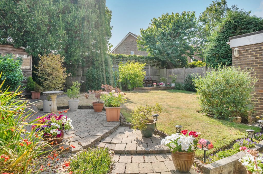 Property photo 3 of 30 3Df07360-9F70-45d...