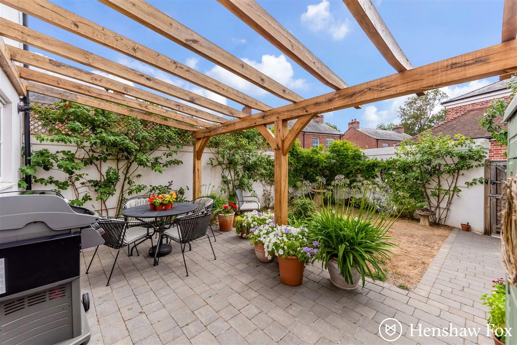 Property photo 2 of 15 Ph6_6776157 - Copy.Jpg