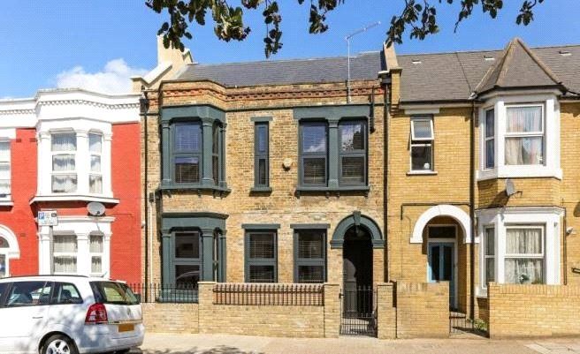 Property photo 2 of 10 Picture-No-11-105