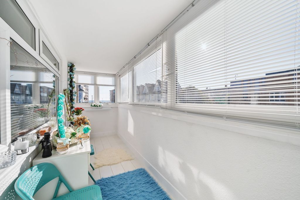 Property photo 1 of 11 Sun Room