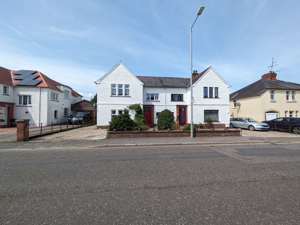 Property photo 2 of 38