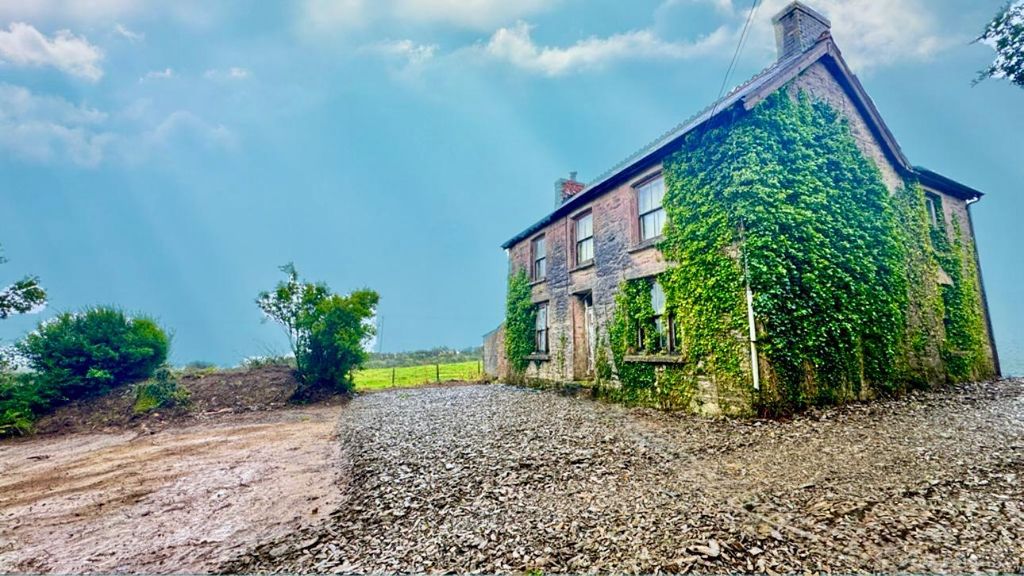 Property photo 1 of 23 5d9Bbfec-5d38-4Fa6-Aec7-Db550Aa70d86.Jpg