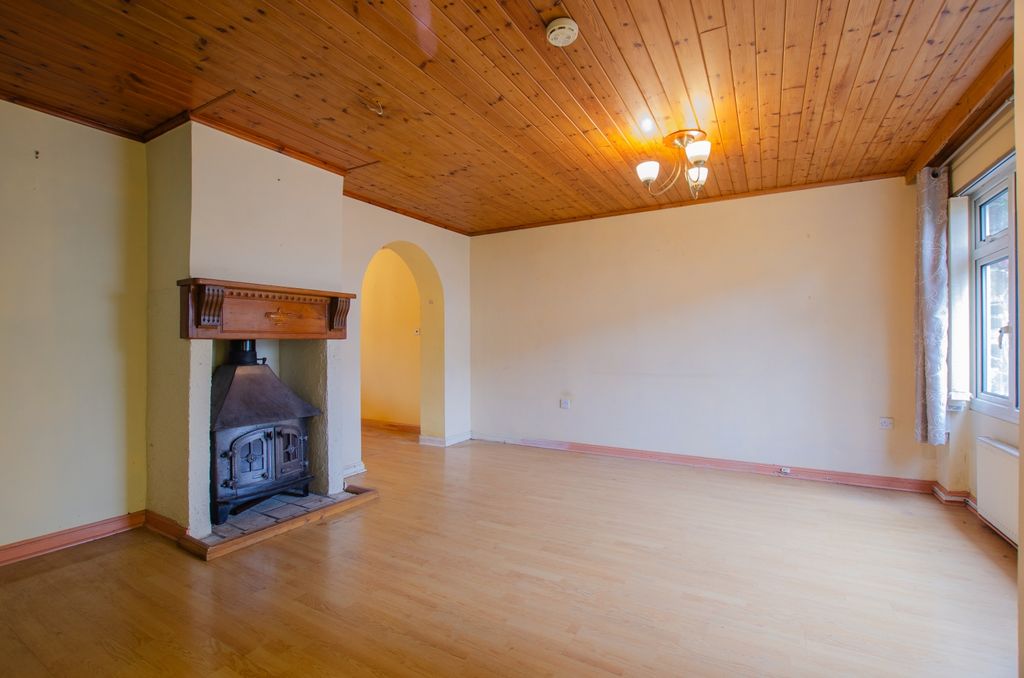 Property photo 3 of 23 To Book A Viewing Call Tps Lostwithiel On 01208 87