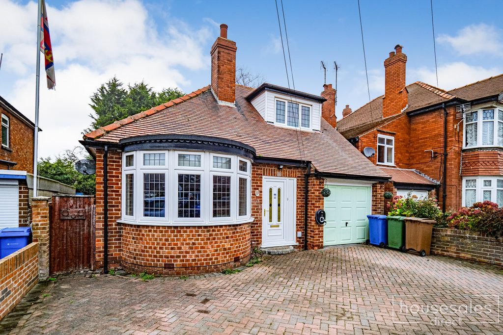 Property photo 1 of 16