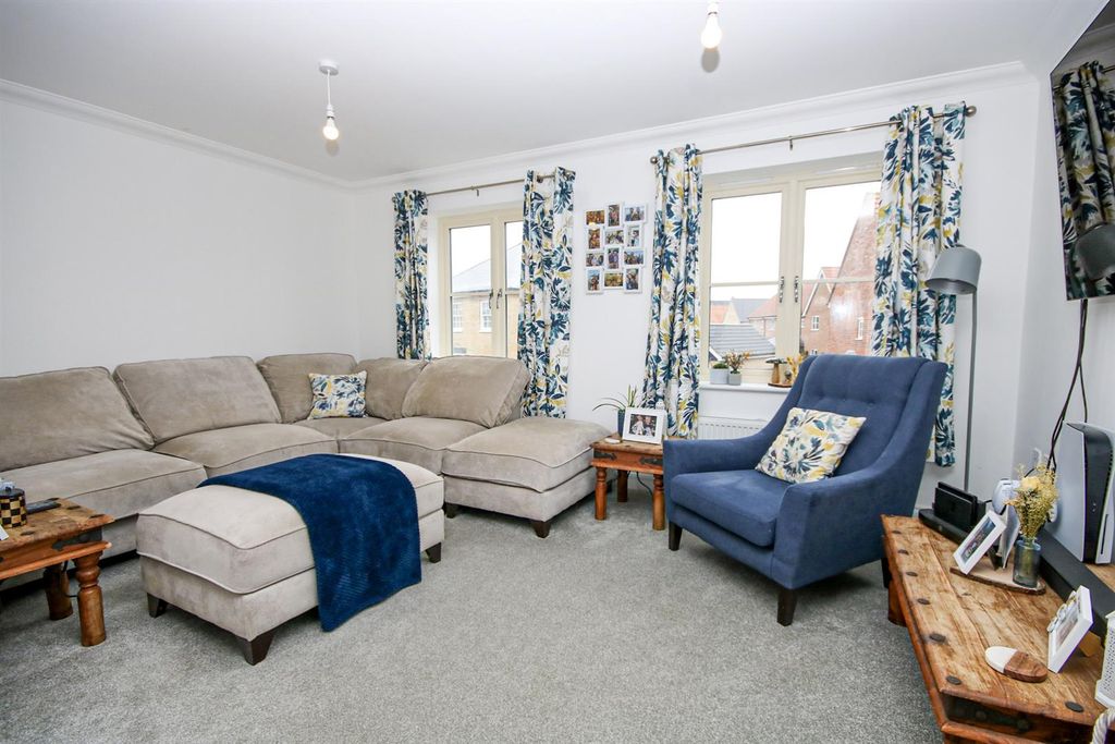 Property photo 3 of 26 17-Img_3581.Jpg