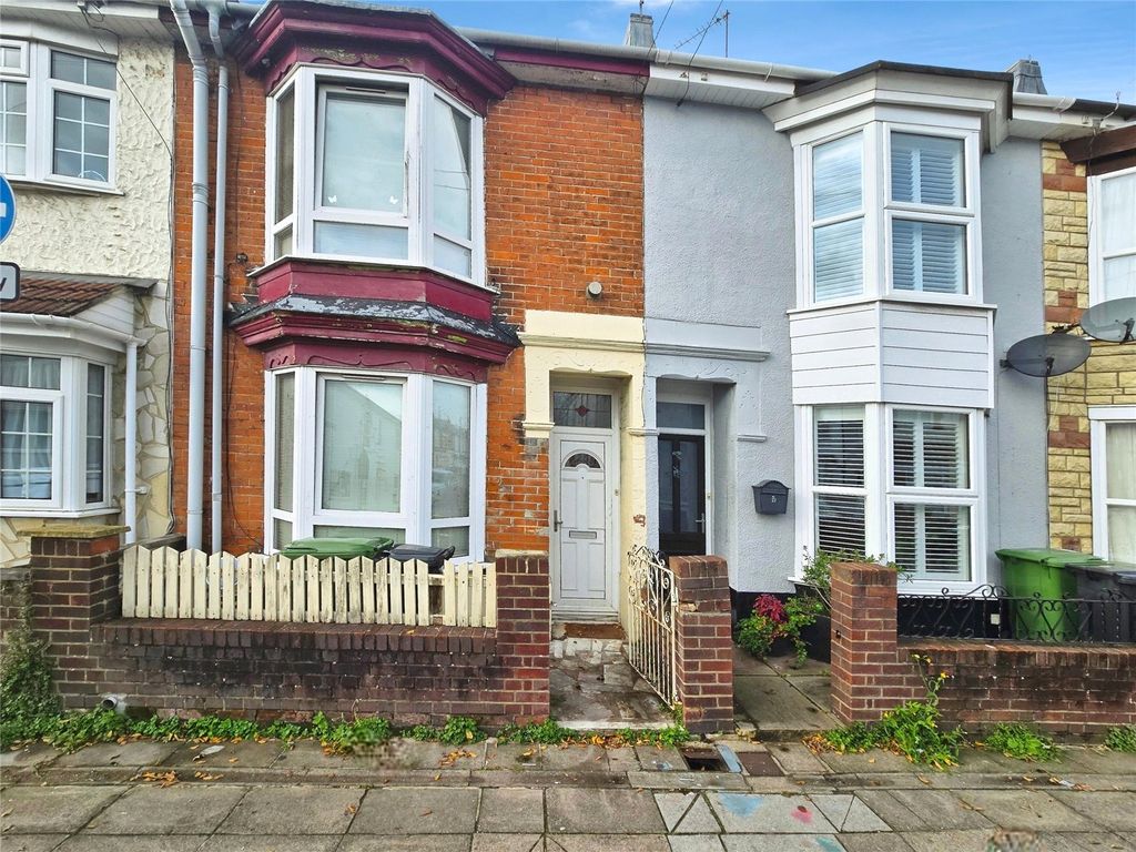 Property photo 3 of 11 Picture No. 17