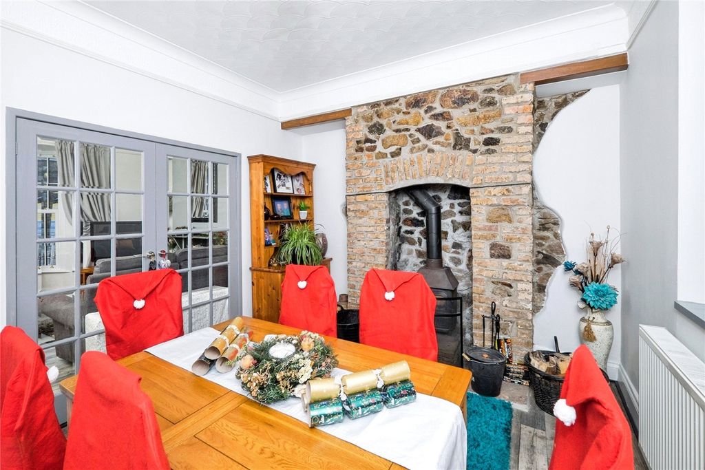 Property photo 3 of 18 Picture No. 14